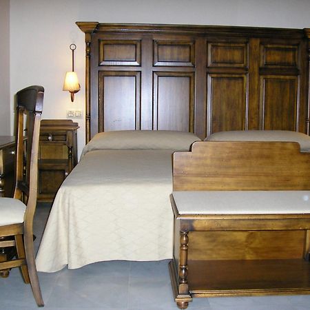 Hotel Posada De Vallina By Mira Kordoba Bagian luar foto