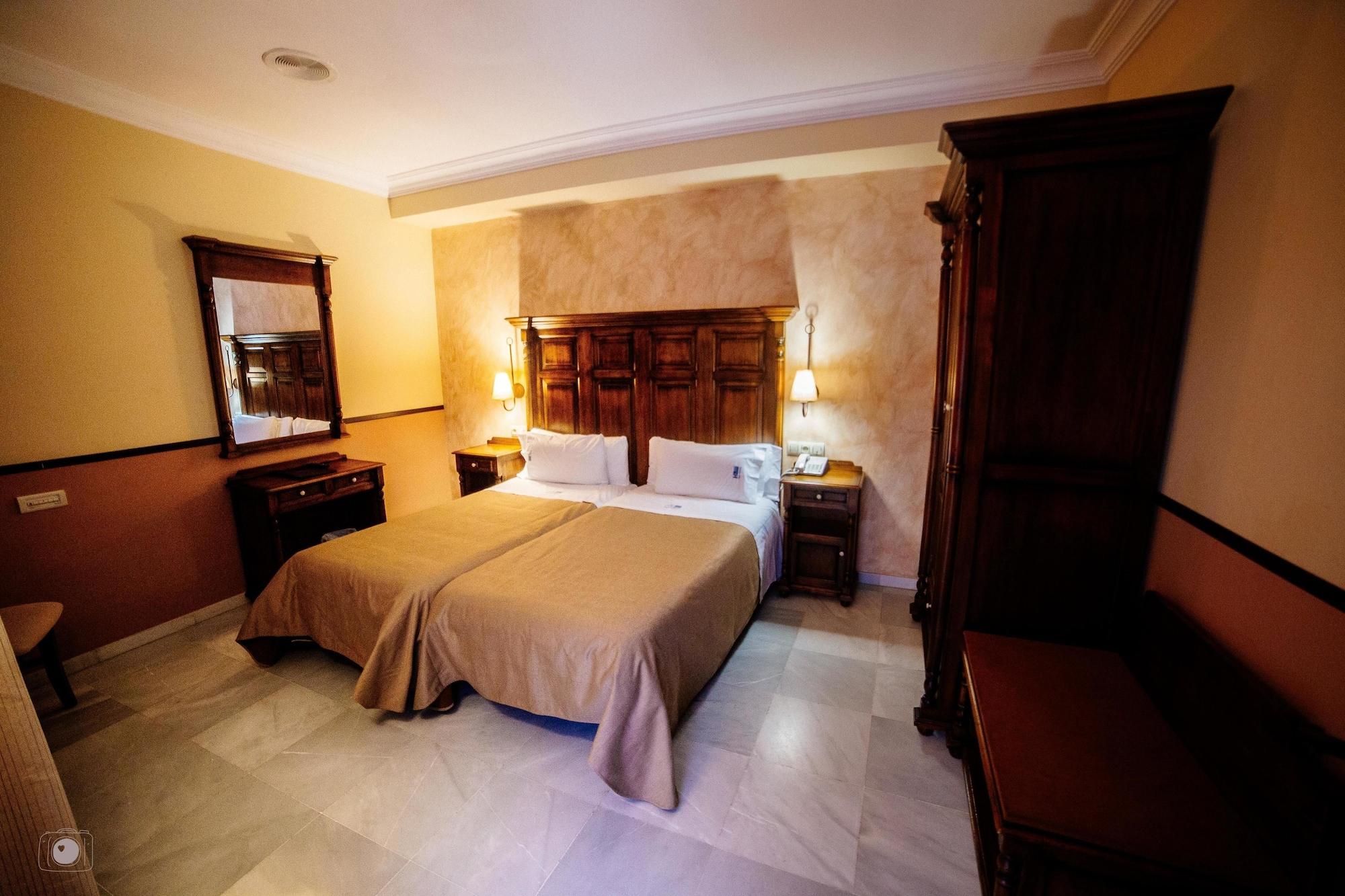 Hotel Posada De Vallina By Mira Kordoba Bagian luar foto