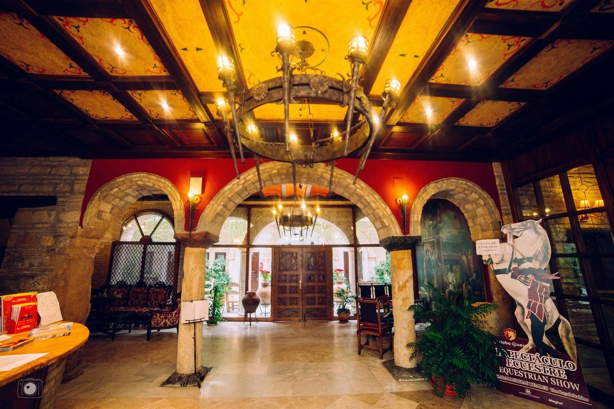 Hotel Posada De Vallina By Mira Kordoba Bagian luar foto