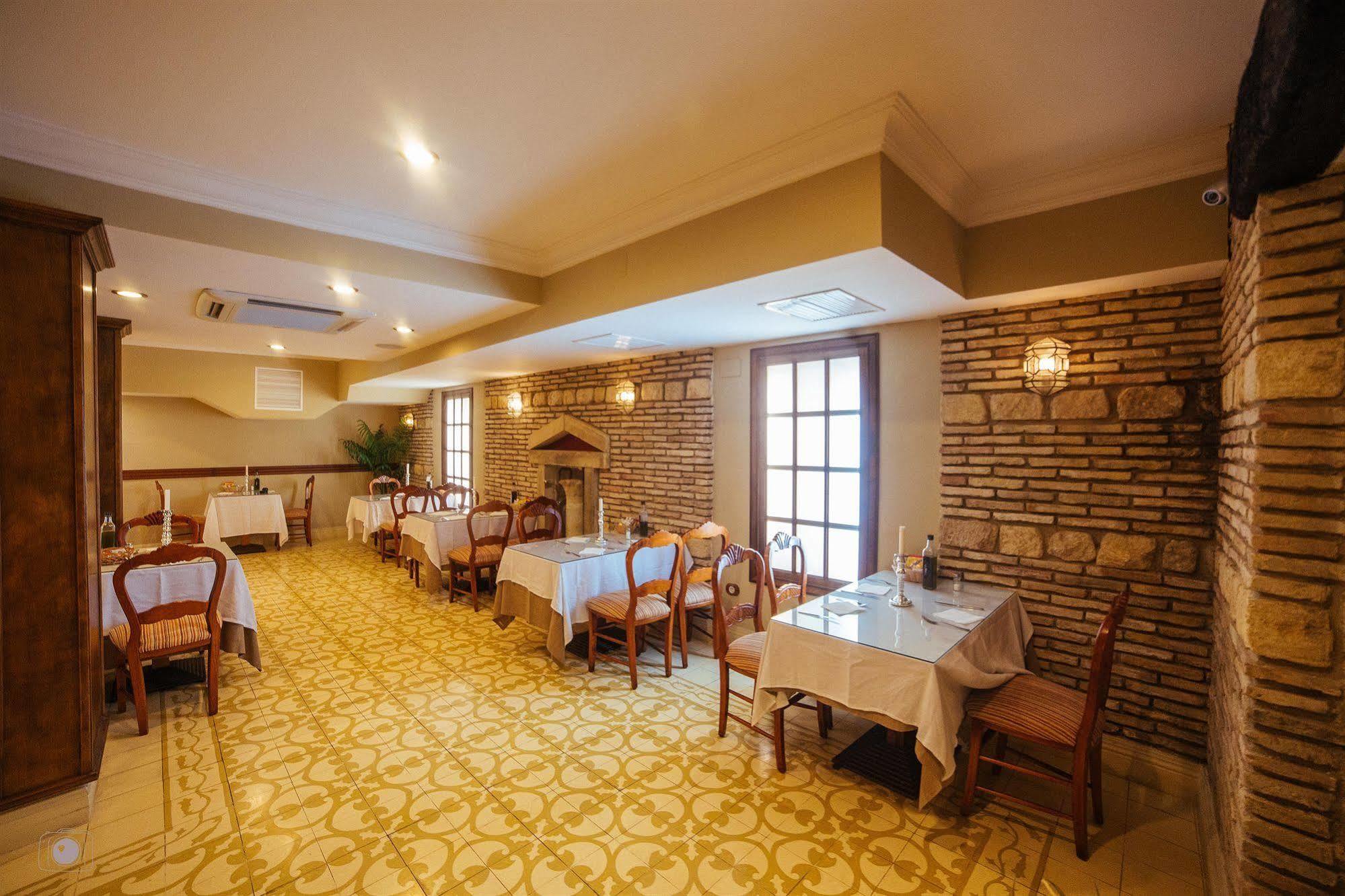 Hotel Posada De Vallina By Mira Kordoba Bagian luar foto